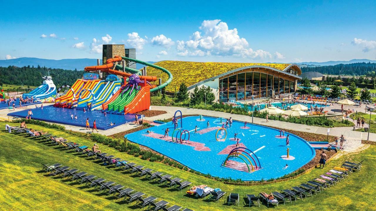 Pod Tatrami 2 - Swietna Lokalizacja, Obok Przystanku Ski Busa Oraz Restauracji, Duzy Parking Бялка Татранска Екстериор снимка